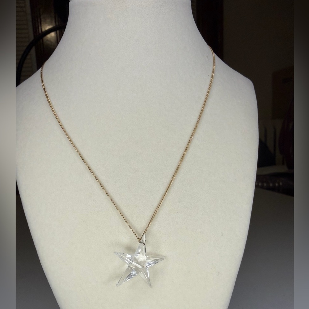 Elegant Star Crystal Necklace
